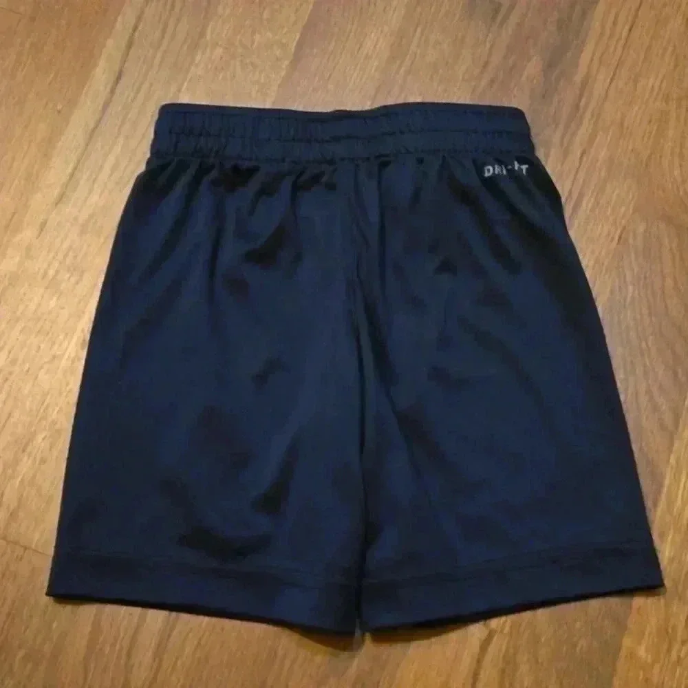 Nike shorts 4